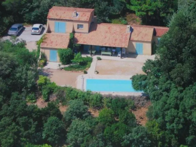 Grande Villa Provencale Pour 10 Personnes Avec Piscine Cavalaire-sur-Mer